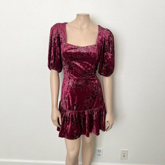 [Rachel Parcell] Maroon Floral Velvet Puff Sleeve Ruffle Mini Dress NWT Size 10 - Picture 3 of 12